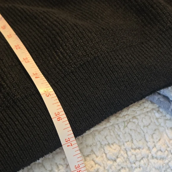 PrettyLittleThing Black Turtleneck Sweater Dress - Picture 7 of 9